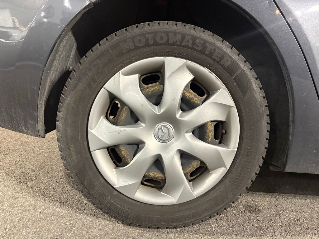 2018 Mazda Mazda3 GX in Pointe-Aux-Trembles, Quebec - 7 - w1024h768px