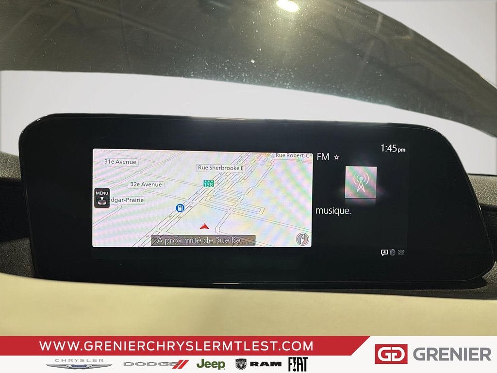 2019 Mazda Mazda3 GT + AWD + AUTOMATIQUE + TOIT OUVRANT in Pointe-Aux-Trembles, Quebec - 16 - w1024h768px