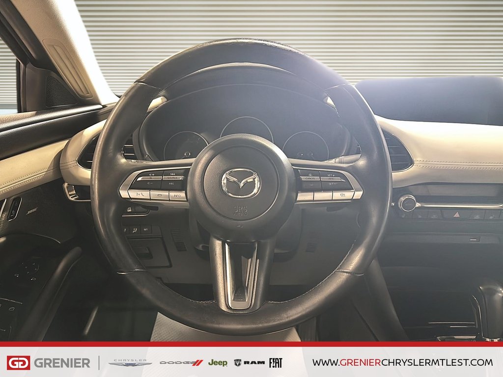 2019 Mazda Mazda3 GT + AWD + AUTOMATIQUE + TOIT OUVRANT in Pointe-Aux-Trembles, Quebec - 9 - w1024h768px