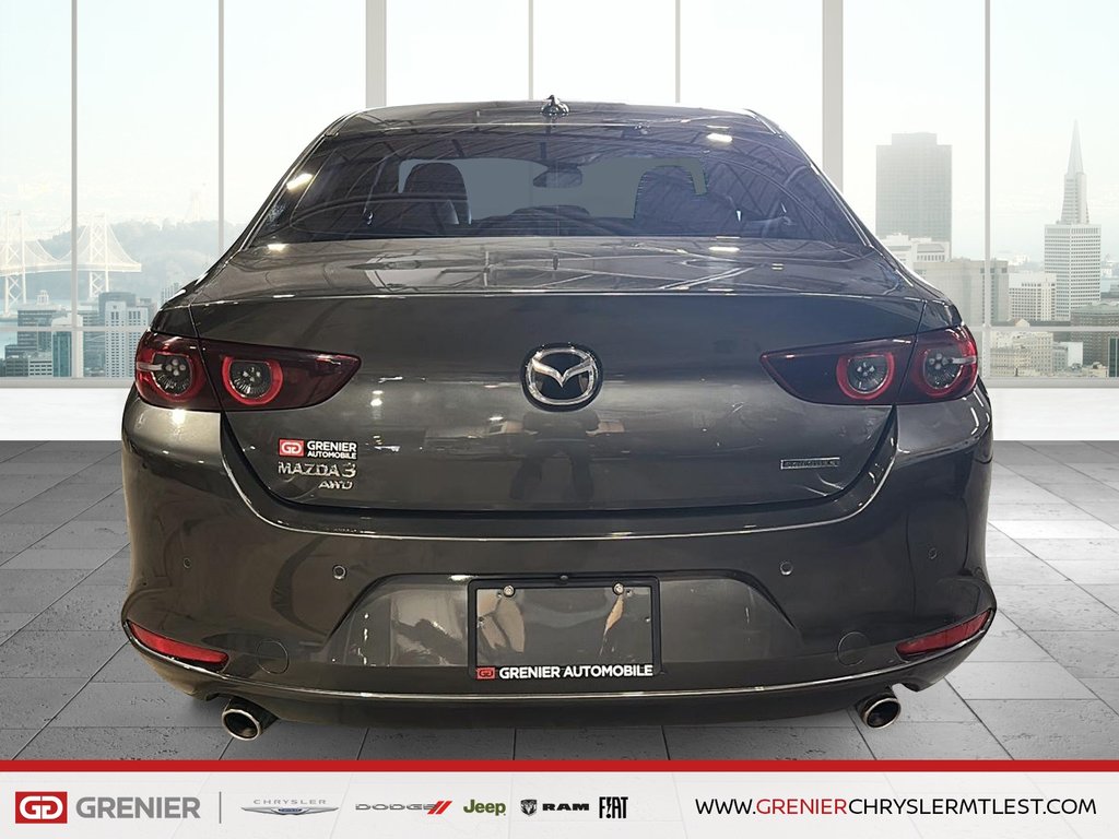 2019 Mazda Mazda3 GT + AWD + AUTOMATIQUE + TOIT OUVRANT in Pointe-Aux-Trembles, Quebec - 3 - w1024h768px