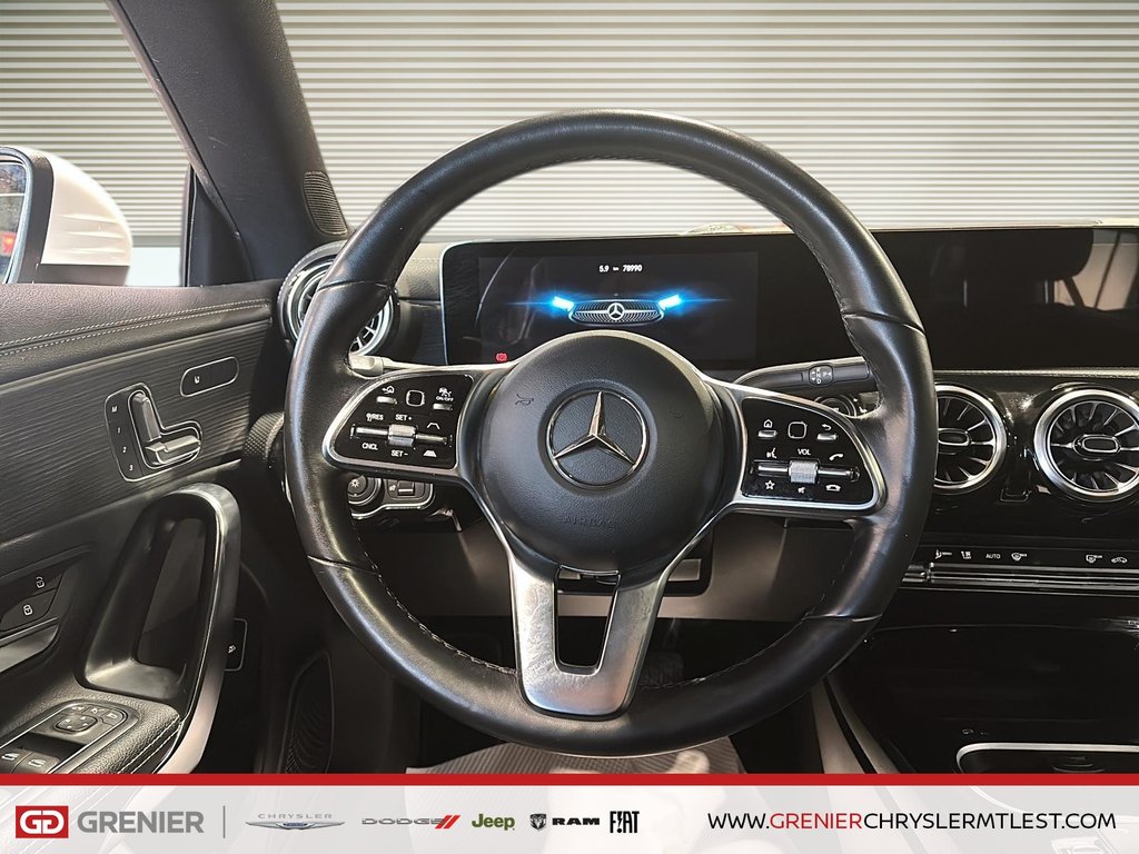 Mercedes-Benz CLA CLA 250 + 4MATIC + TOIT OUVRANT PANO 2023 à Pointe-Aux-Trembles, Québec - 10 - w1024h768px