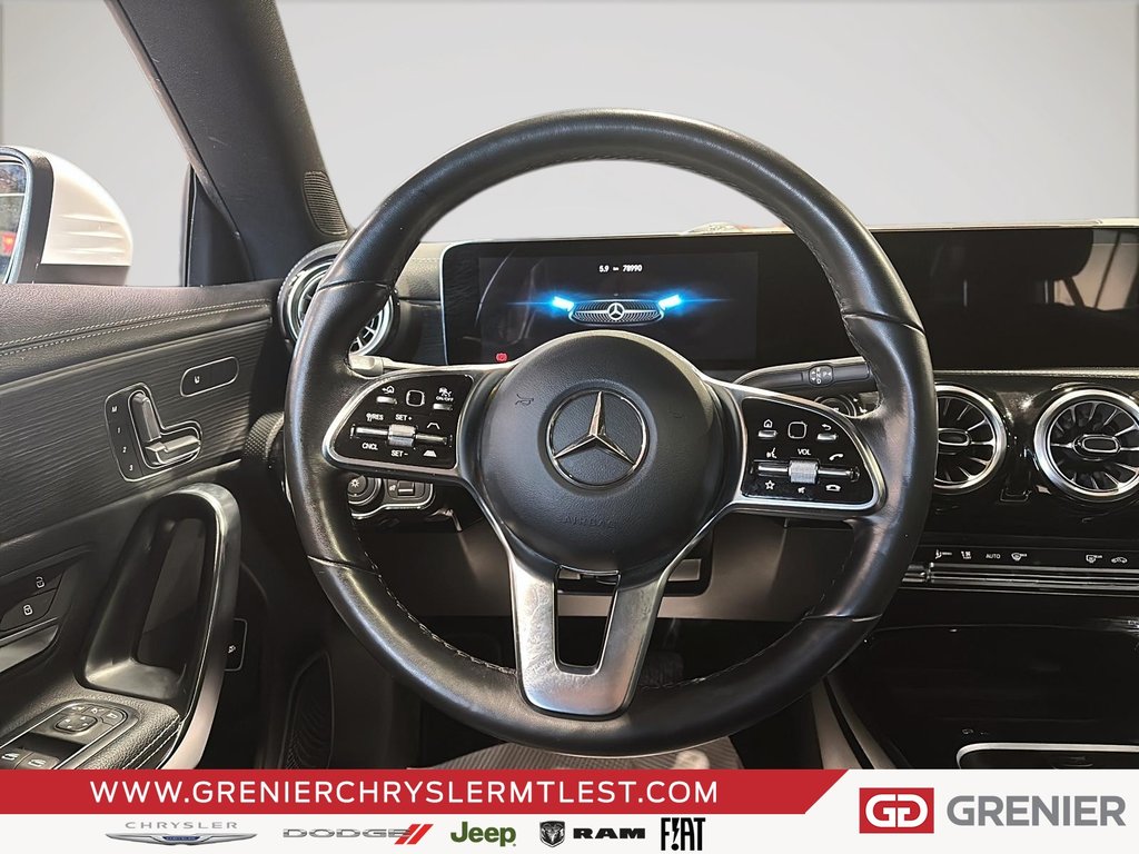 Mercedes-Benz CLA CLA 250 + 4MATIC + TOIT OUVRANT PANO 2023 à Pointe-Aux-Trembles, Québec - 10 - w1024h768px