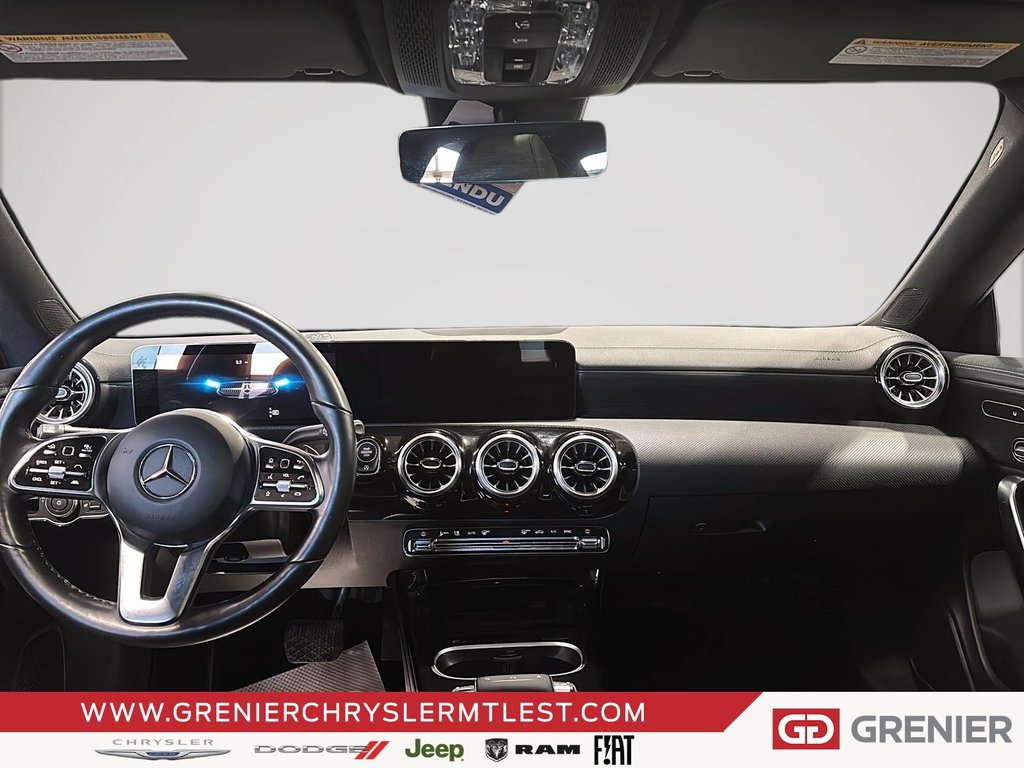 Mercedes-Benz CLA CLA 250 + 4MATIC + TOIT OUVRANT PANO 2023 à Pointe-Aux-Trembles, Québec - 9 - w1024h768px