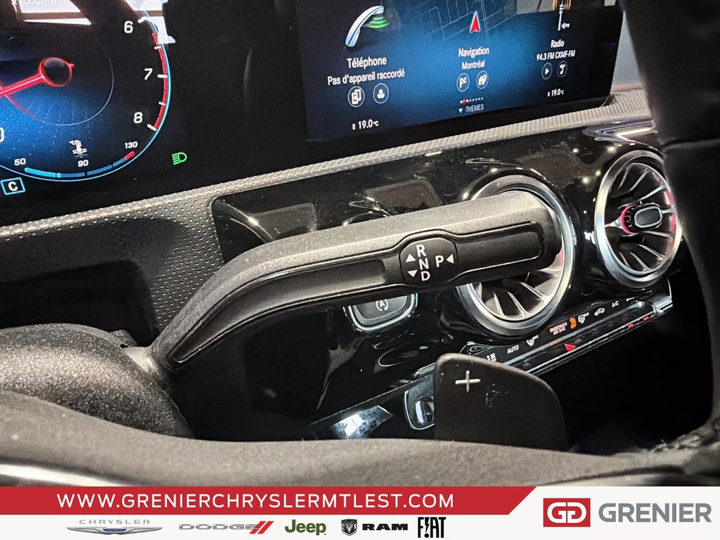 2023 Mercedes-Benz CLA CLA 250 + AWD + CUIR + TOIT OUVRANT PANO in Pointe-Aux-Trembles, Quebec - 16 - w1024h768px