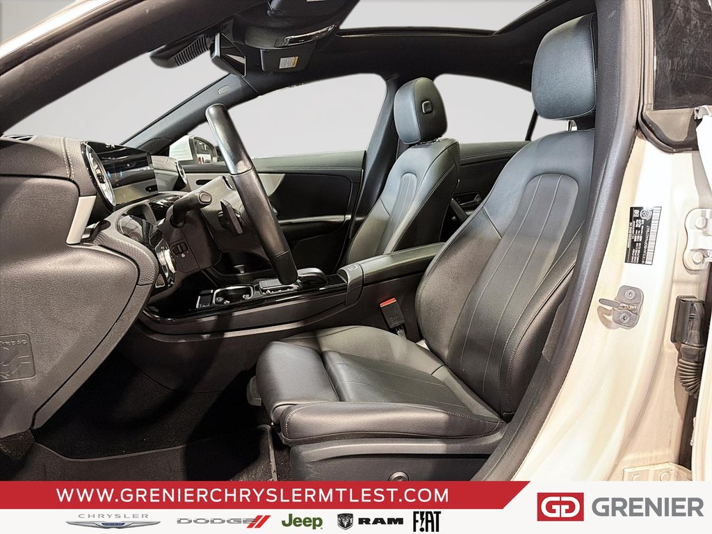 2023 Mercedes-Benz CLA CLA 250 + AWD + CUIR + TOIT OUVRANT PANO in Pointe-Aux-Trembles, Quebec - 8 - w1024h768px