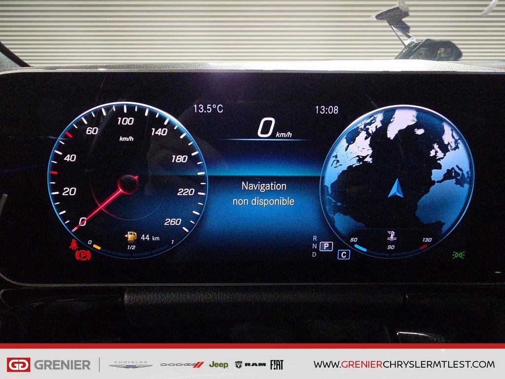 2021 Mercedes-Benz GLA GLA 250 + 4MATIC + TOIT OUVRANT PANO in Pointe-Aux-Trembles, Quebec - 11 - w1024h768px