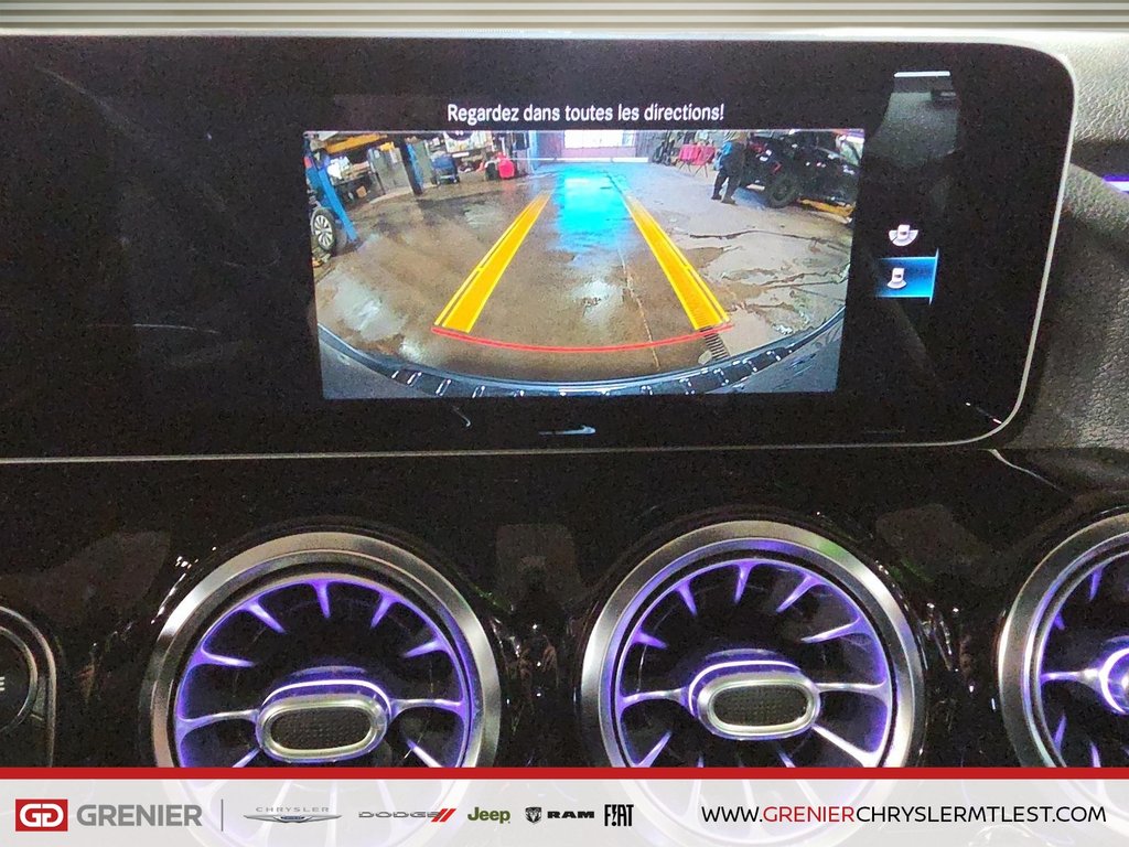 2021 Mercedes-Benz GLA GLA 250 + 4MATIC + TOIT OUVRANT PANO in Pointe-Aux-Trembles, Quebec - 13 - w1024h768px