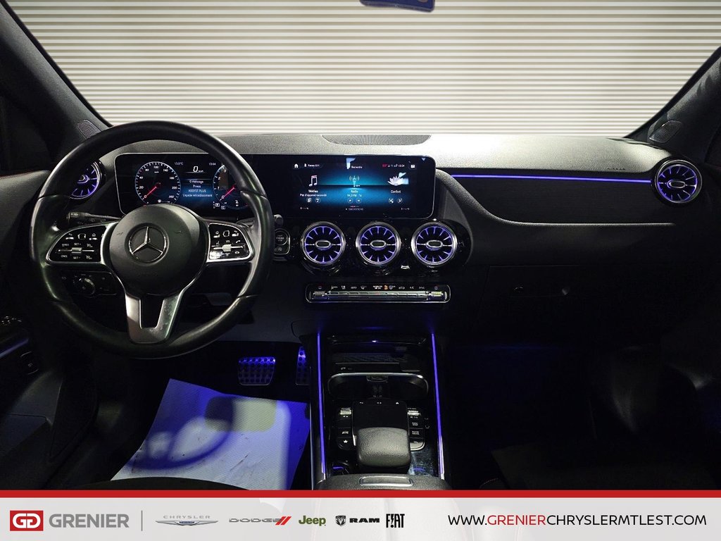 2021 Mercedes-Benz GLA GLA 250 + 4MATIC + TOIT OUVRANT PANO in Pointe-Aux-Trembles, Quebec - 8 - w1024h768px
