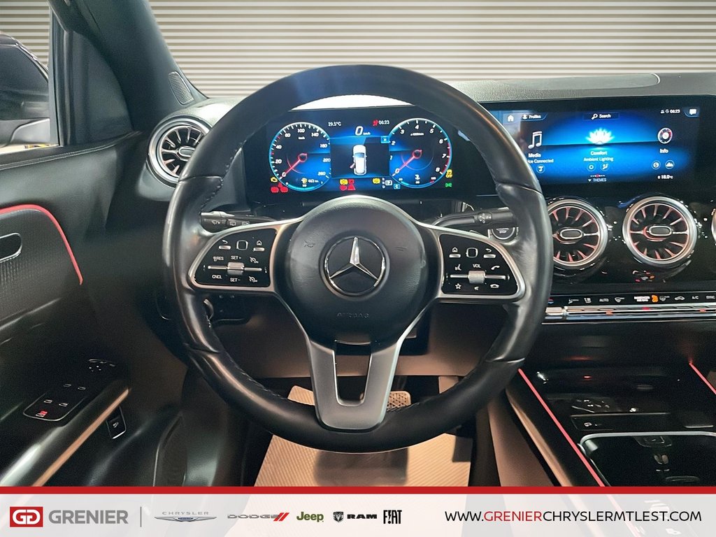2023 Mercedes-Benz GLA 250 + AWD + TOIT OUVRANT PANO in Pointe-Aux-Trembles, Quebec - 9 - w1024h768px