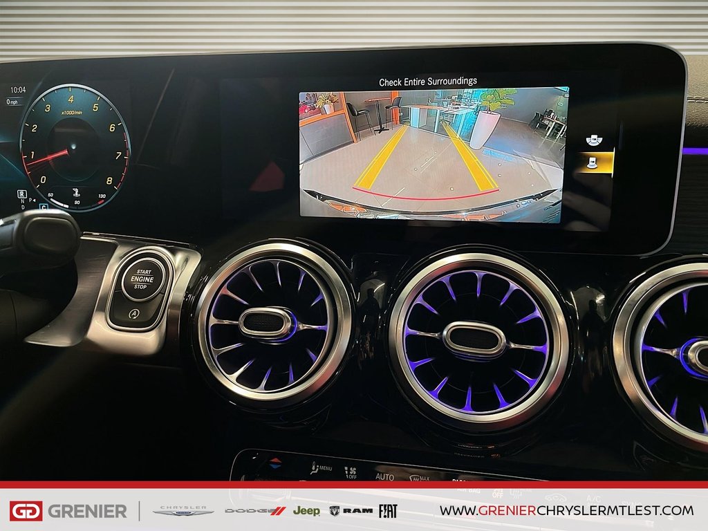 2020 Mercedes-Benz GLB GLB 250 + AWD + TOIT OUVRANT PANO in Pointe-Aux-Trembles, Quebec - 15 - w1024h768px