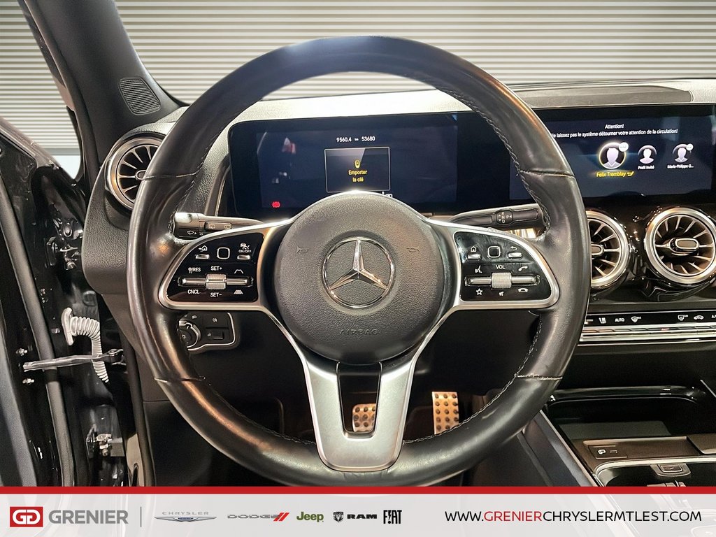 2022 Mercedes-Benz GLB GLB 250 + 4MATIC + TOIT OUVRANT PANO in Pointe-Aux-Trembles, Quebec - 10 - w1024h768px