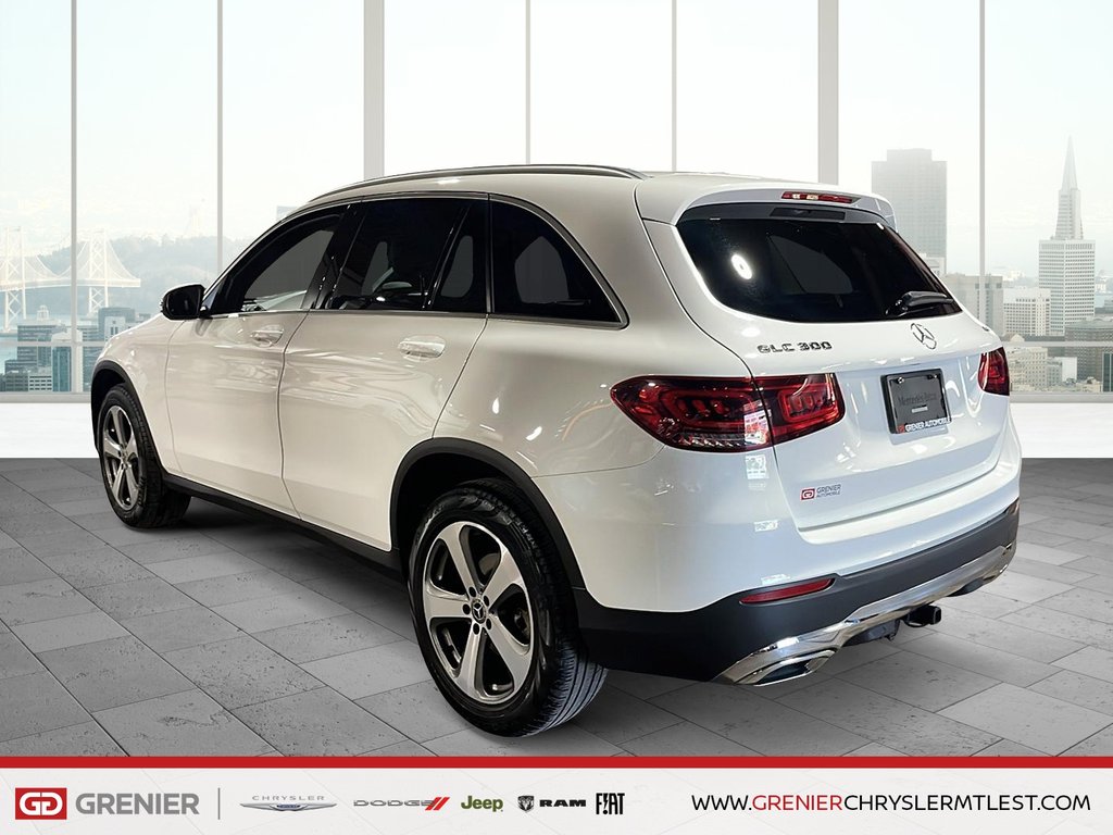 2020 Mercedes-Benz GLC GLC 300 + AWD + CUIR + CARPLAY in Pointe-Aux-Trembles, Quebec - 4 - w1024h768px