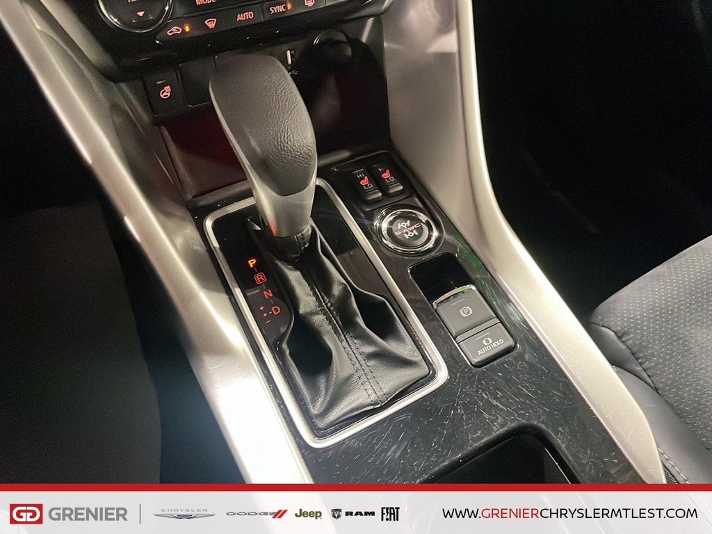Mitsubishi ECLIPSE CROSS AWD + TOIT OUVRANT PANO + CARPLAY 2023 à Pointe-Aux-Trembles, Québec - 11 - w1024h768px