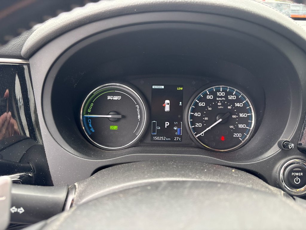 2018 Mitsubishi Outlander PHEV GT in Pointe-Aux-Trembles, Quebec - 16 - w1024h768px