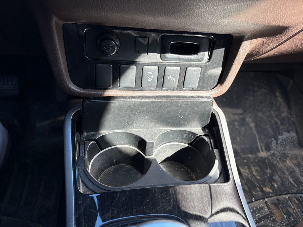 Mitsubishi Outlander PHEV  2018 à Pointe-Aux-Trembles, Québec - 27 - w1024h768px