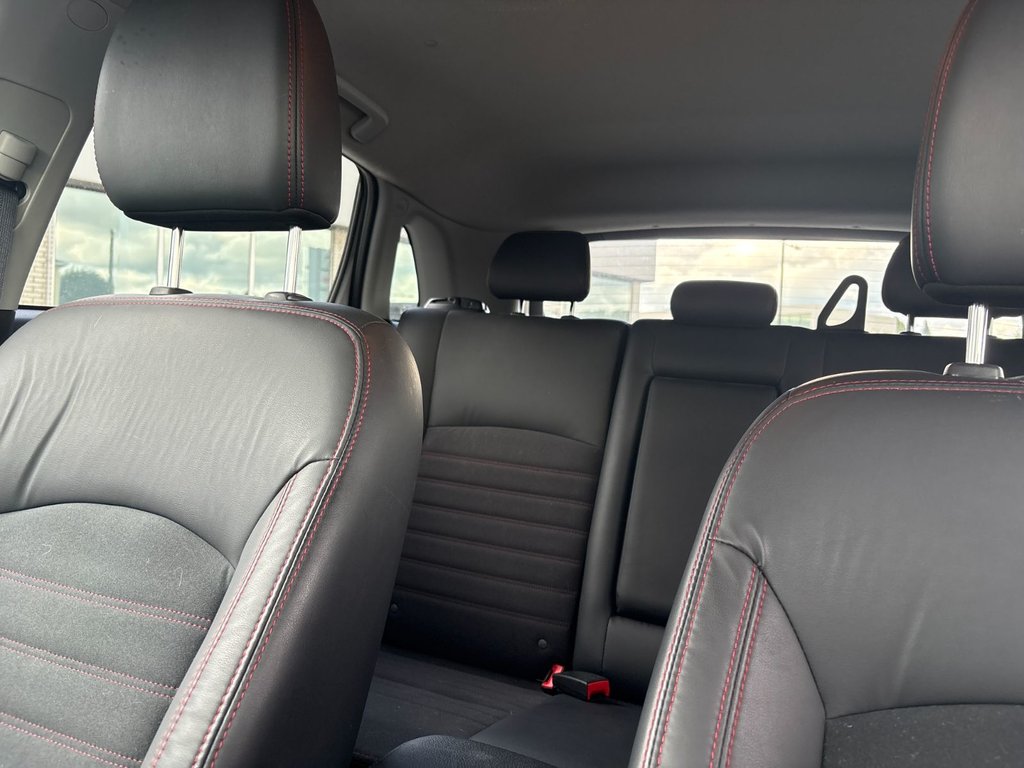 Mitsubishi RVR SEL AWD 2023 à Pointe-Aux-Trembles, Québec - 25 - w1024h768px