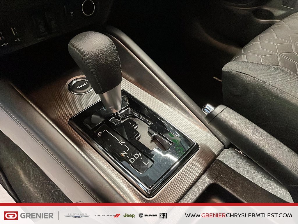 Mitsubishi RVR SE + AWD + BLUETOOTH + CAMERA DE RECUL 2024 à Pointe-Aux-Trembles, Québec - 15 - w1024h768px