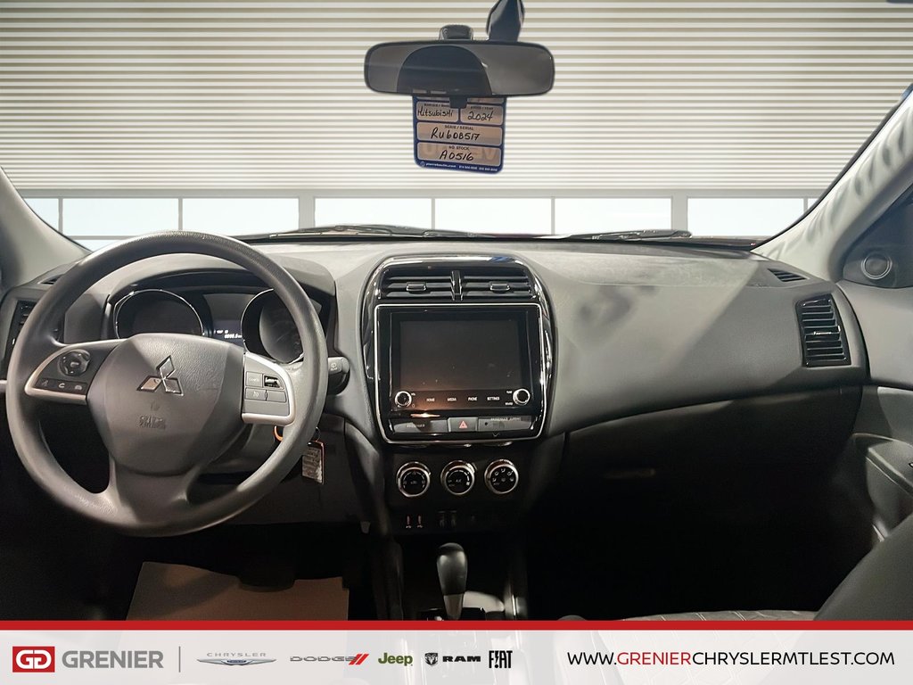 Mitsubishi RVR ES + 4WD + CARPLAY 2024 à Pointe-Aux-Trembles, Québec - 8 - w1024h768px