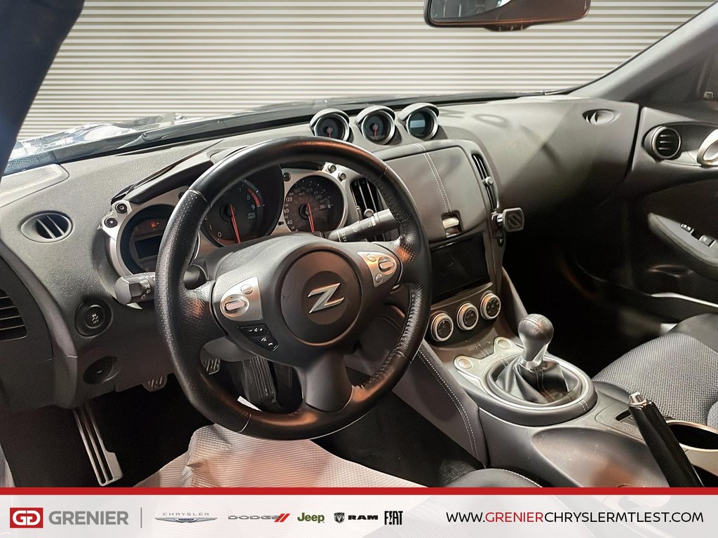 Nissan 370Z coupe RWD  + MANUELLE + BLUETOOTH 2020 à Pointe-Aux-Trembles, Québec - 9 - w1024h768px