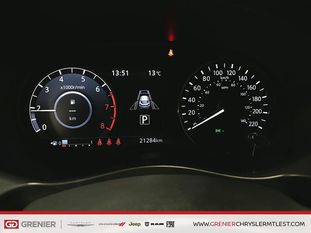 Nissan Kicks PLAY SV +  DEMARREUR + CARPLAY 2025 à Pointe-Aux-Trembles, Québec - 10 - w1024h768px