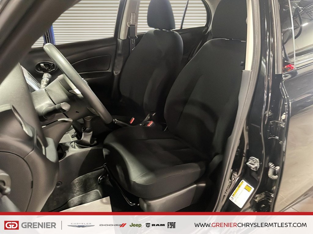 2019 Nissan Micra S + TRANSMISSION MANUELLE in Pointe-Aux-Trembles, Quebec - 7 - w1024h768px
