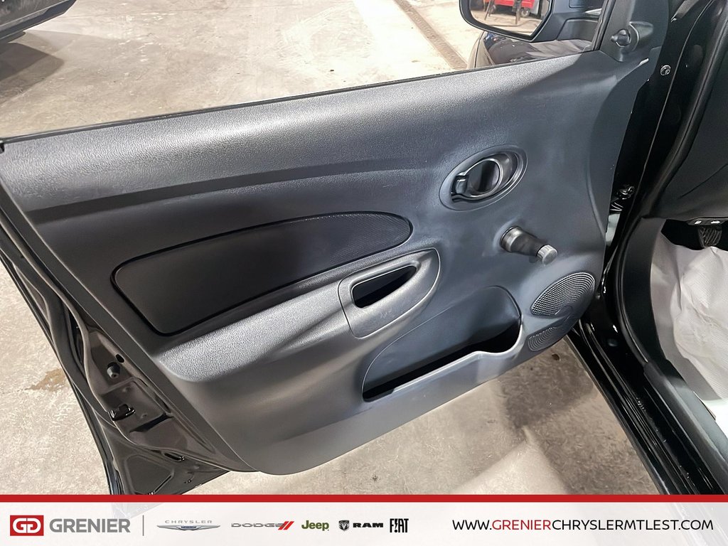 2019 Nissan Micra S + TRANSMISSION MANUELLE in Pointe-Aux-Trembles, Quebec - 9 - w1024h768px