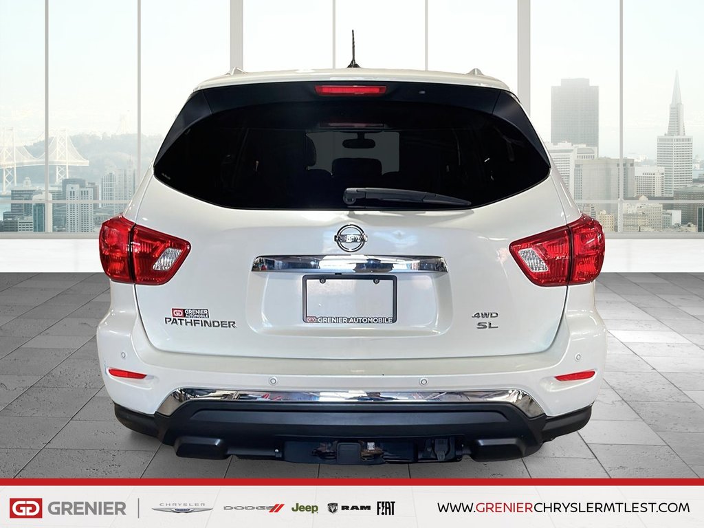 2017 Nissan Pathfinder SL + 4RM + CUIR + ATTACHE-REMORQUE in Pointe-Aux-Trembles, Quebec - 3 - w1024h768px