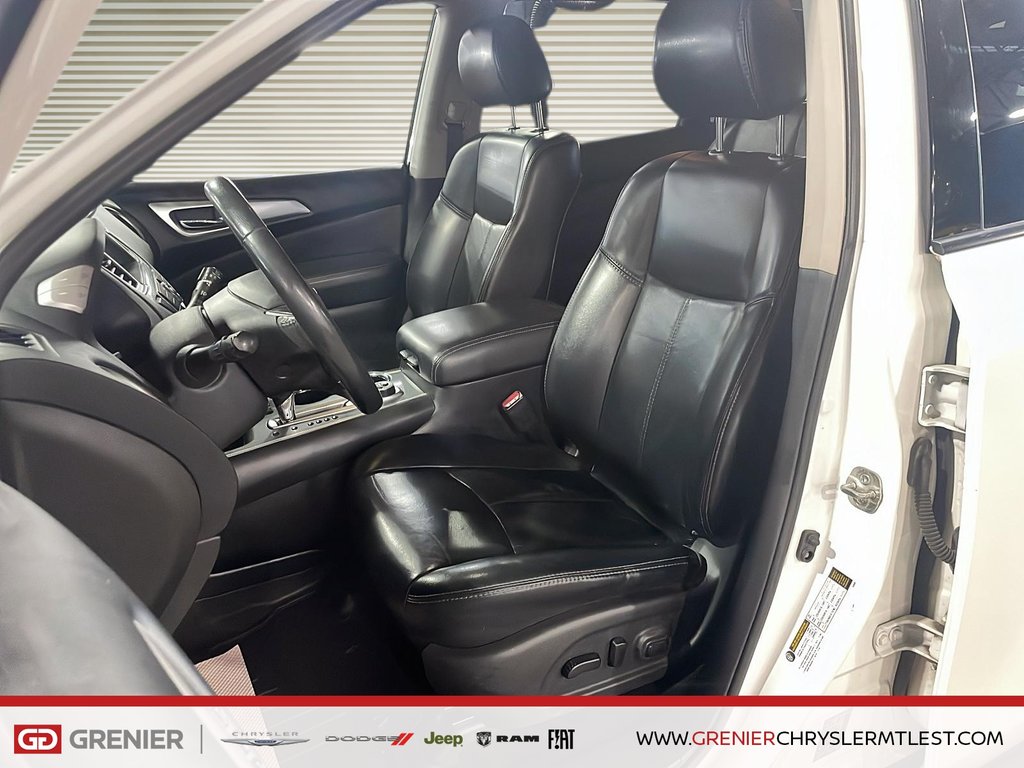 2017 Nissan Pathfinder SL + 4RM + CUIR + ATTACHE-REMORQUE in Pointe-Aux-Trembles, Quebec - 7 - w1024h768px