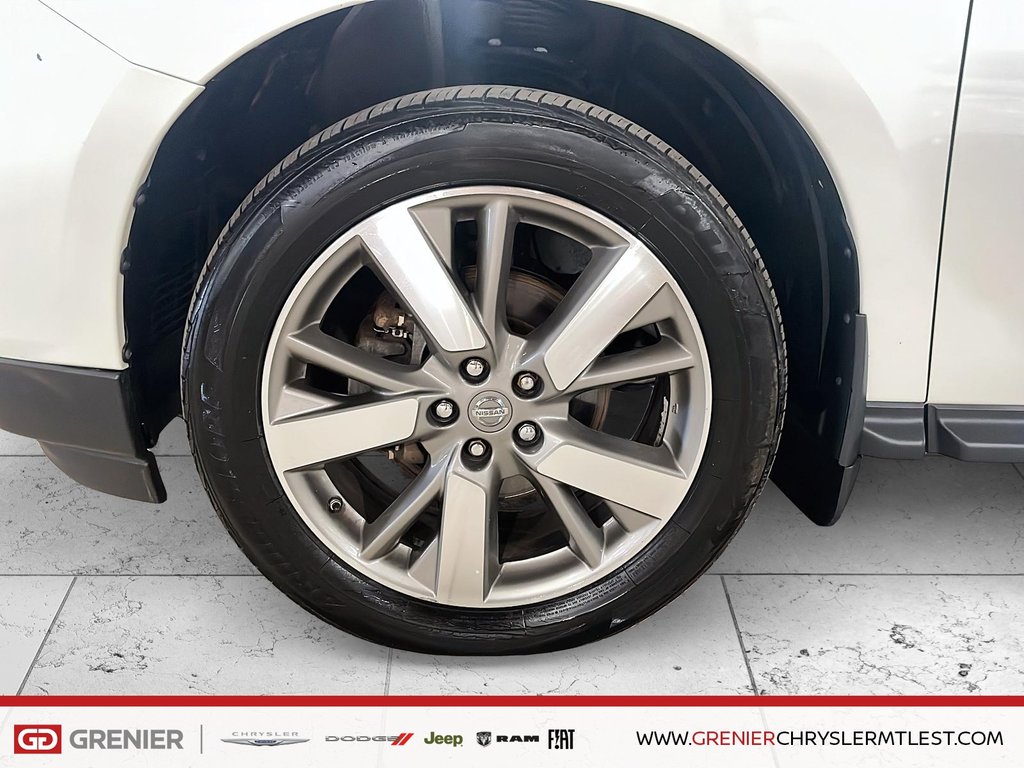2017 Nissan Pathfinder SL + 4RM + CUIR + ATTACHE-REMORQUE in Pointe-Aux-Trembles, Quebec - 6 - w1024h768px