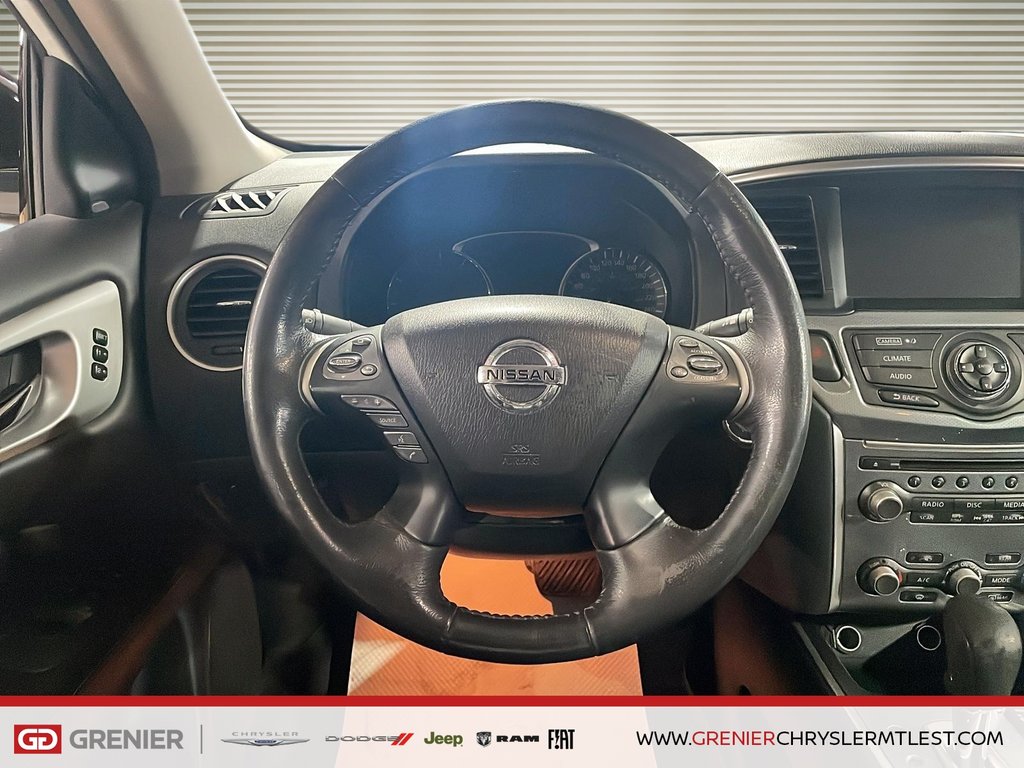 2017 Nissan Pathfinder SL + 4RM + CUIR + ATTACHE-REMORQUE in Pointe-Aux-Trembles, Quebec - 9 - w1024h768px