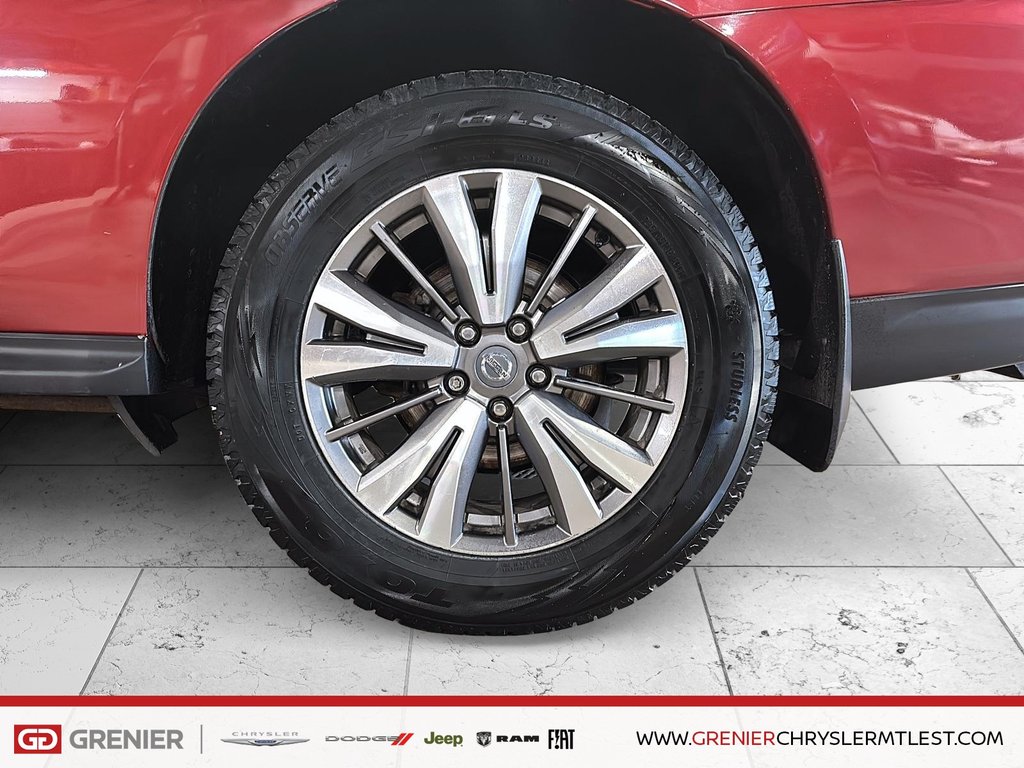 Nissan Pathfinder SV + AWD + ATTACHE-REMORQUE 2019 à Pointe-Aux-Trembles, Québec - 7 - w1024h768px