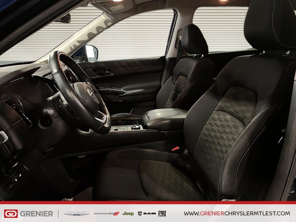 Nissan Pathfinder SV + AWD + TOIT OUVRANT PANO + CARPLAY 2024 à Pointe-Aux-Trembles, Québec - 7 - w1024h768px