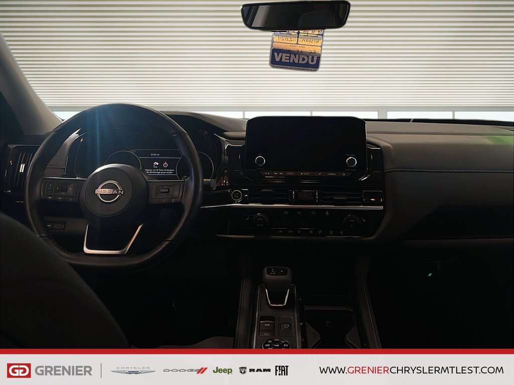 2024 Nissan Pathfinder SV + AWD + TOIT OUVRANT PANO + CARPLAY in Pointe-Aux-Trembles, Quebec - 9 - w1024h768px