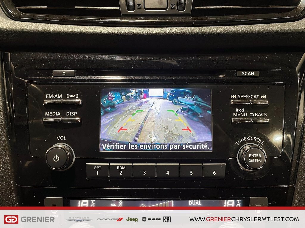 Nissan Qashqai AWD + TOIT OUVRANT + BLUETOOTH 2018 à Pointe-Aux-Trembles, Québec - 20 - w1024h768px