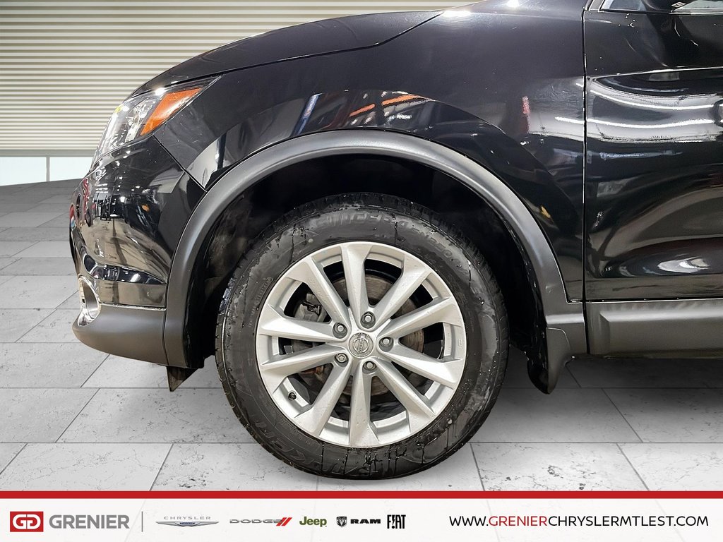 Nissan Qashqai AWD + TOIT OUVRANT + BLUETOOTH 2018 à Pointe-Aux-Trembles, Québec - 8 - w1024h768px
