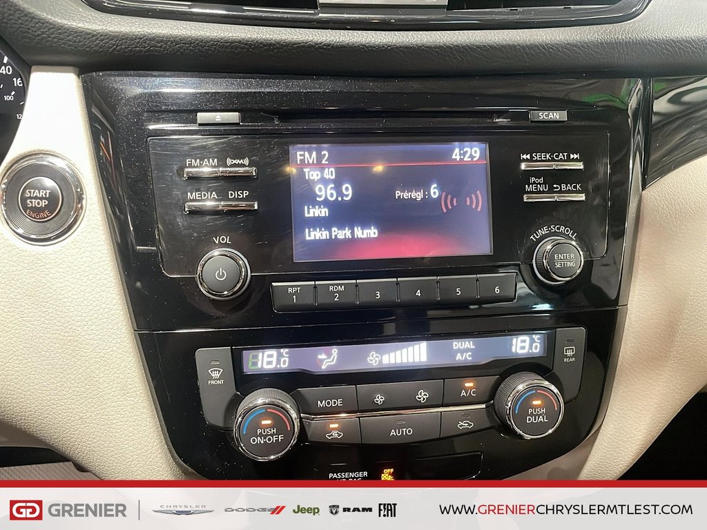 2018 Nissan Qashqai SV + TOIT OUVRANT + ATTACHE-REMORQUE in Pointe-Aux-Trembles, Quebec - 12 - w1024h768px
