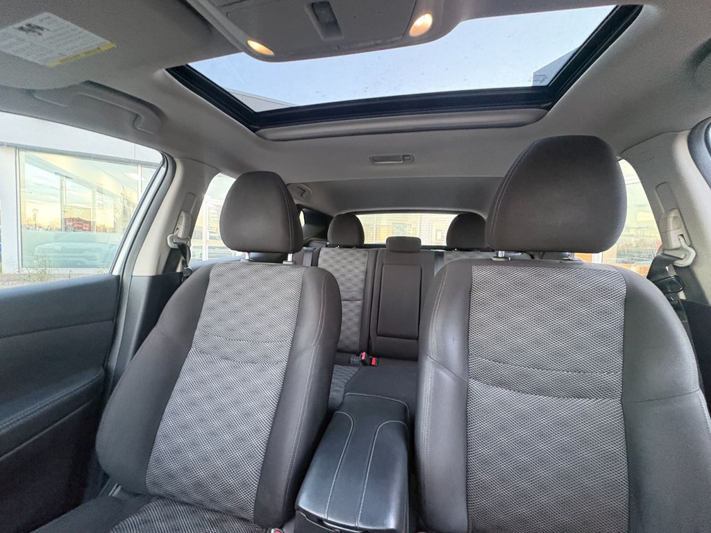 2021 Nissan Qashqai in Pointe-Aux-Trembles, Quebec - 11 - w1024h768px