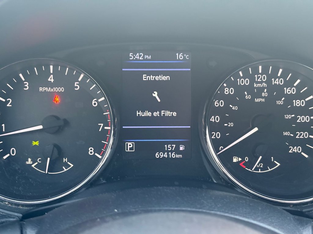 2018 Nissan Qashqai SV AWD in Pointe-Aux-Trembles, Quebec - 15 - w1024h768px
