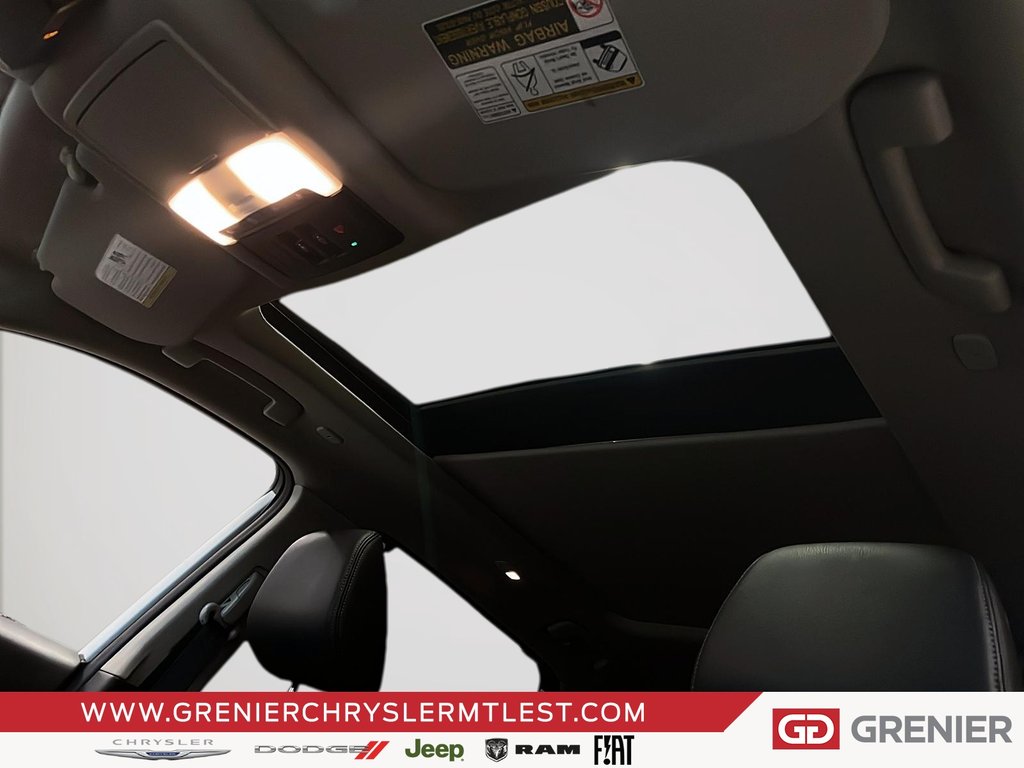 2024 Nissan Rogue SL + AWD + TOIT OUVRANT PANO in Pointe-Aux-Trembles, Quebec - 14 - w1024h768px