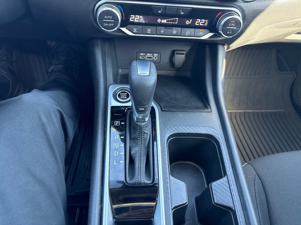2022 Nissan Sentra SV in Pointe-Aux-Trembles, Quebec - 24 - w1024h768px