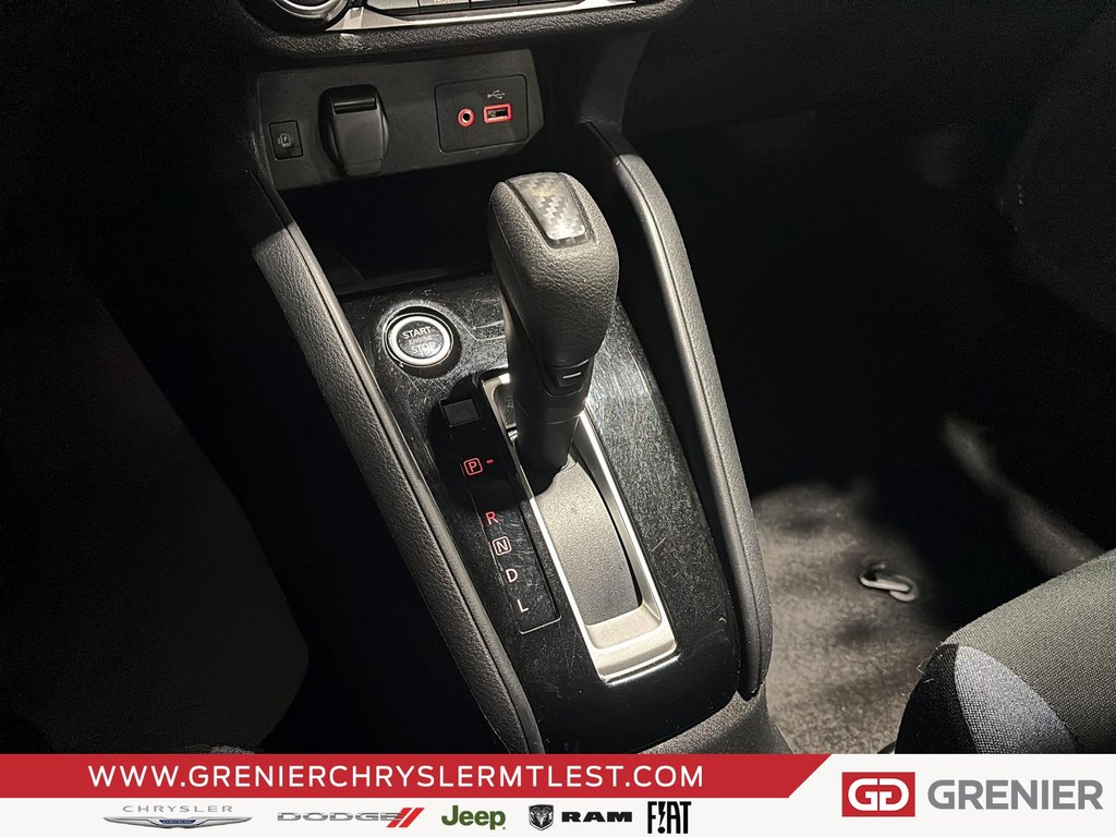 Nissan Versa SV + AUTOMATIQUE + GROUPE ELECTRIQUE 2024 à Pointe-Aux-Trembles, Québec - 13 - w1024h768px