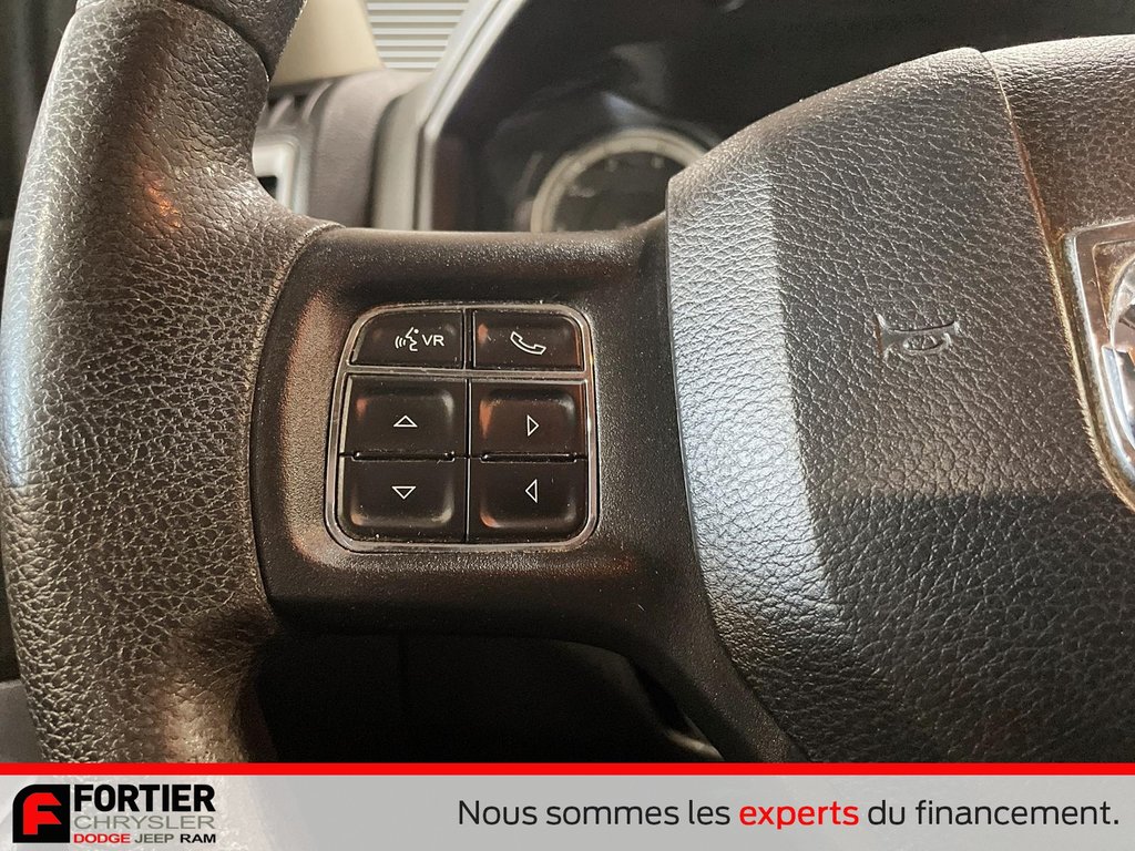 Ram 1500 Classic SXT + 4X4 + CREWCAB + V8 2019 à Pointe-Aux-Trembles, Québec - 13 - w1024h768px