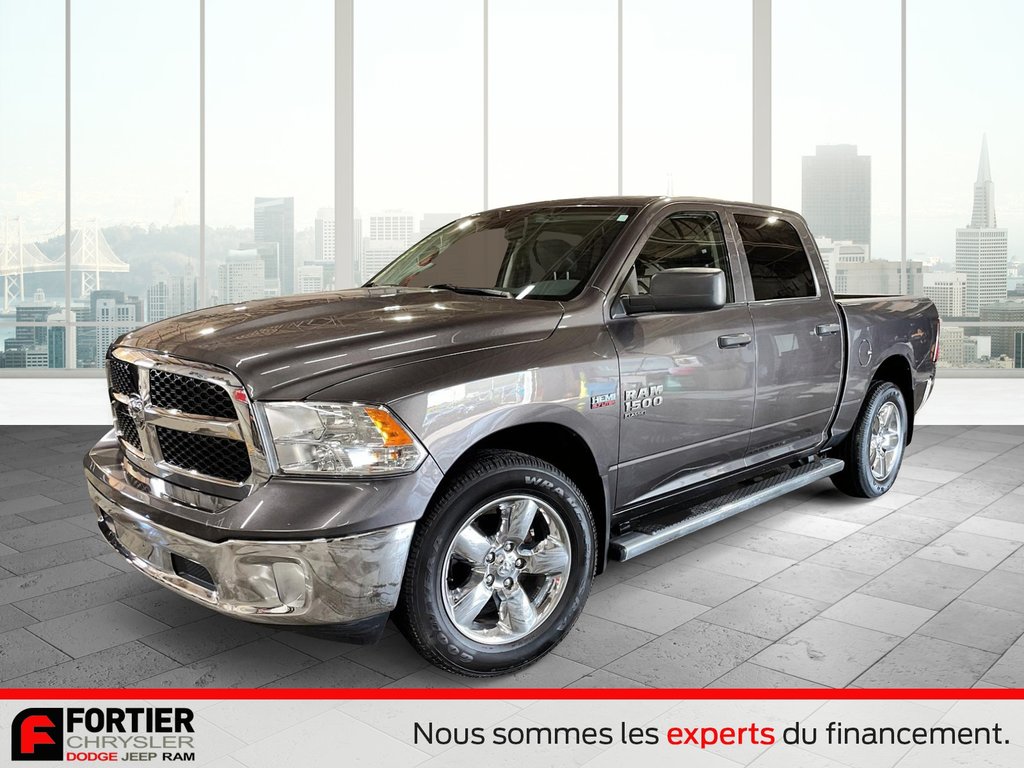 Ram 1500 Classic SXT + 4X4 + CREWCAB + V8 2019 à Pointe-Aux-Trembles, Québec - 1 - w1024h768px