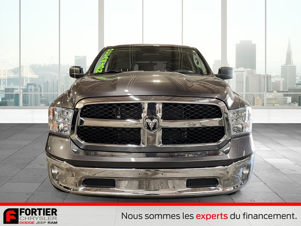 Ram 1500 Classic SXT + 4X4 + CREWCAB + V8 2019 à Pointe-Aux-Trembles, Québec - 2 - w1024h768px