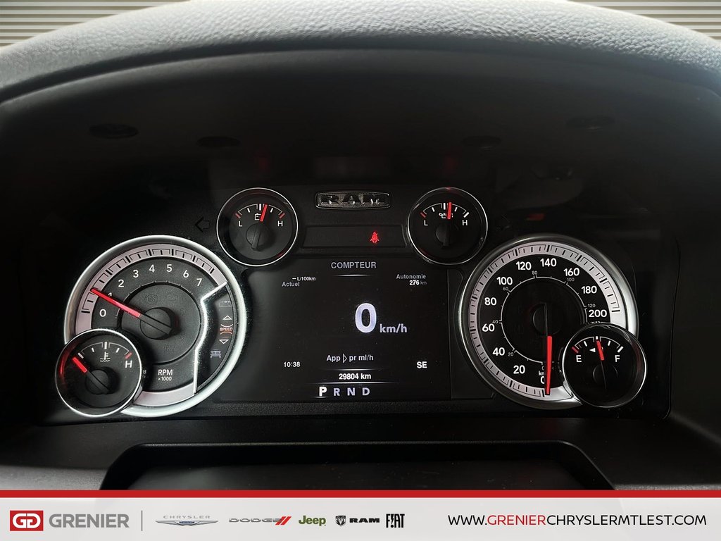 Ram 1500 Classic EXPRESS + 4X4 + QUAD CAB + V6 3.6L 2021 à Pointe-Aux-Trembles, Québec - 14 - w1024h768px