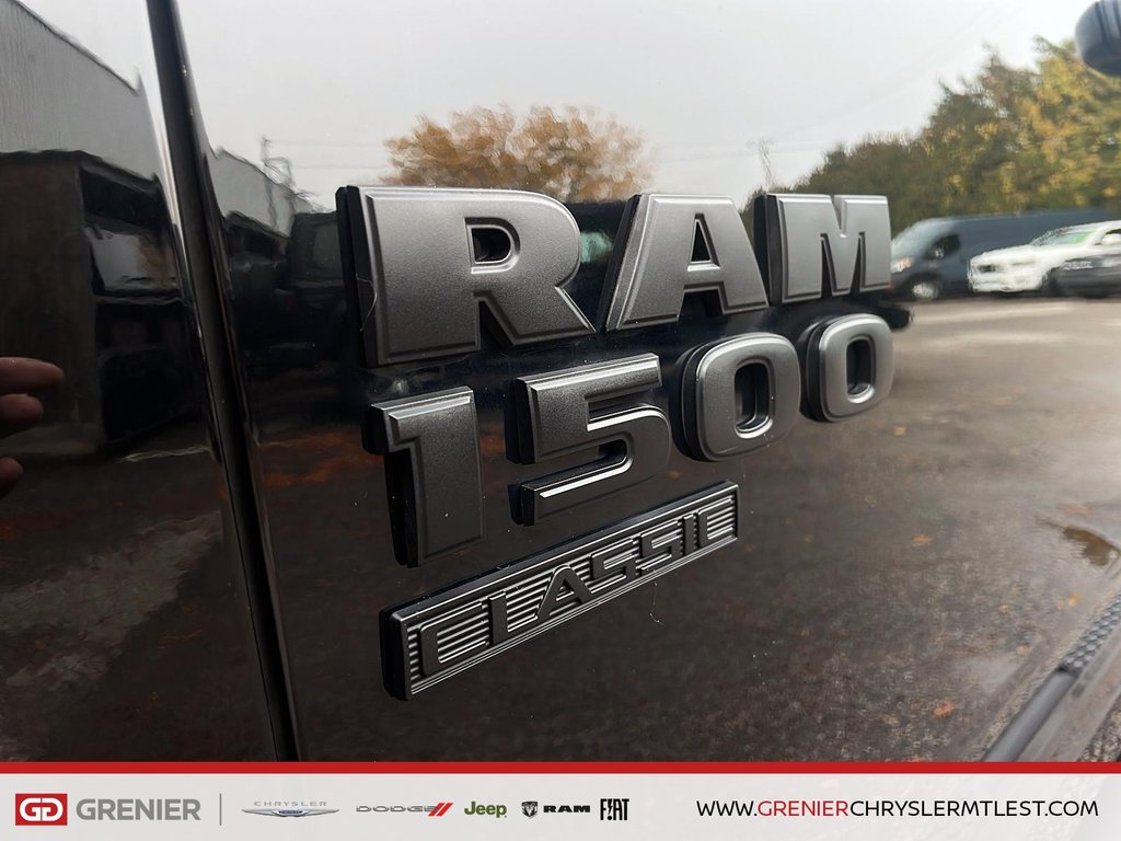 Ram 1500 Classic EXPRESS + 4X4 + QUAD CAB + V6 3.6L 2021 à Pointe-Aux-Trembles, Québec - 6 - w1024h768px
