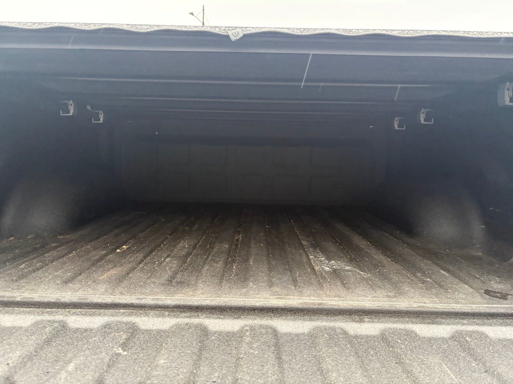 2021 Ram RAM 1500 Classic Crew Cab 4x4 (DS) WARLOCK in Pointe-Aux-Trembles, Quebec - 13 - w1024h768px