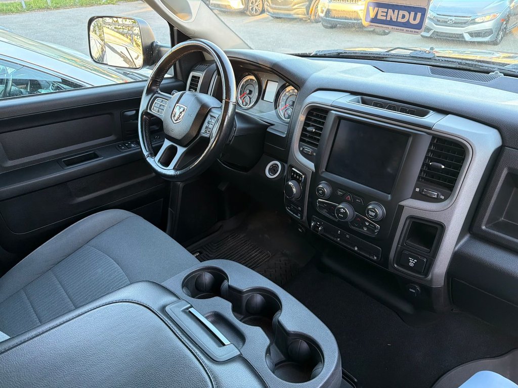 2021 Ram RAM 1500 Classic Crew Cab 4x4 (DS) WARLOCK in Pointe-Aux-Trembles, Quebec - 26 - w1024h768px