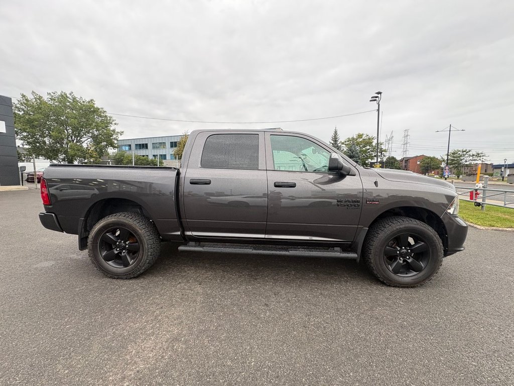 2021 Ram RAM 1500 Classic Crew Cab 4x4 (DS) WARLOCK in Pointe-Aux-Trembles, Quebec - 3 - w1024h768px