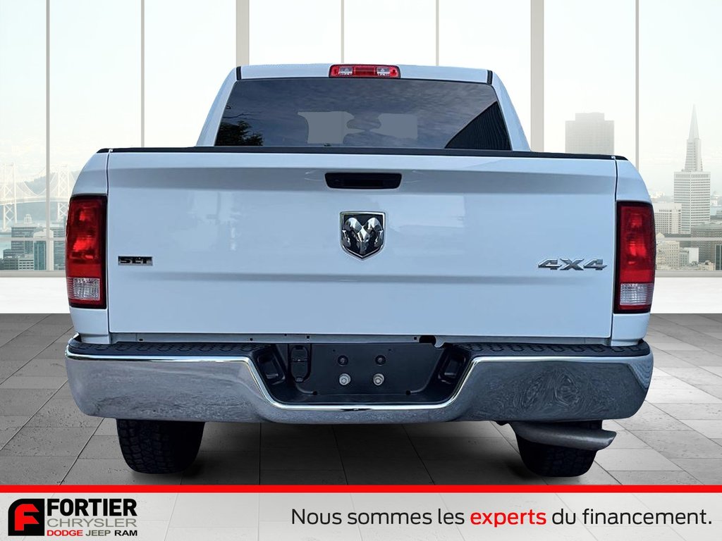 Ram 1500 Classic SLT + CREW CAB + V8+ CLIMATISATION 2022 à Pointe-Aux-Trembles, Québec - 3 - w1024h768px